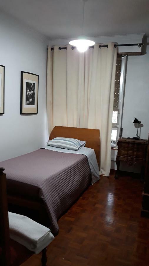 Apartment In Portela Near The Airport Lissabon Buitenkant foto